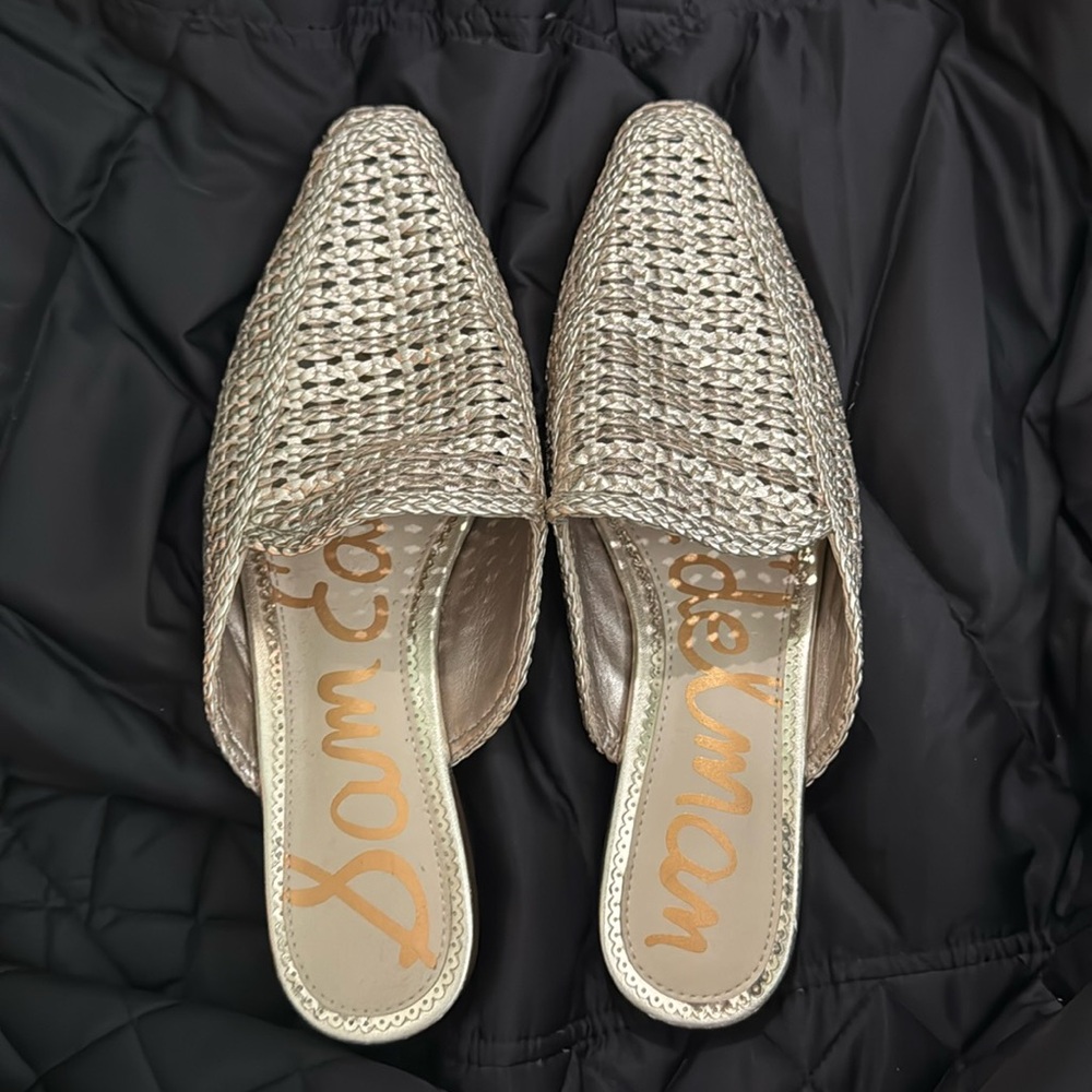 Sam Edelman Women's Elva Pointed Toe Slide Flats gold
